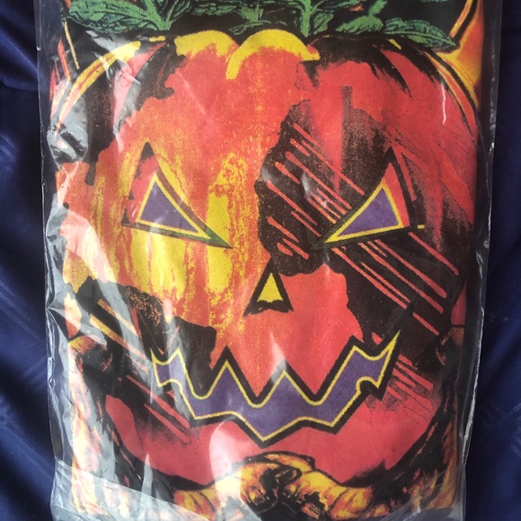 WWY Halloween Tee - Picture 1 of 2